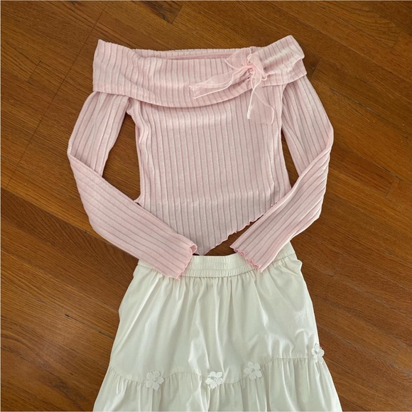 Pink Ribbed Off the Shoulder Ribbon Top - Picture 2 of 5